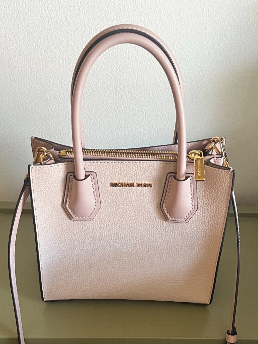MICHAEL Michael Kors Mercer Medium Messenger Crossbody Bag